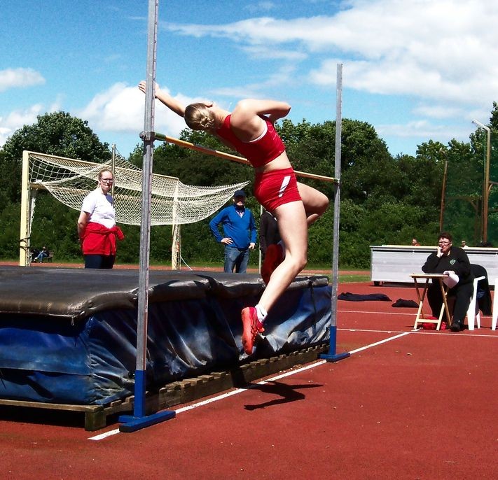 15.06.24 Winsen/Luhe; Stine Wittich im Hochsprung